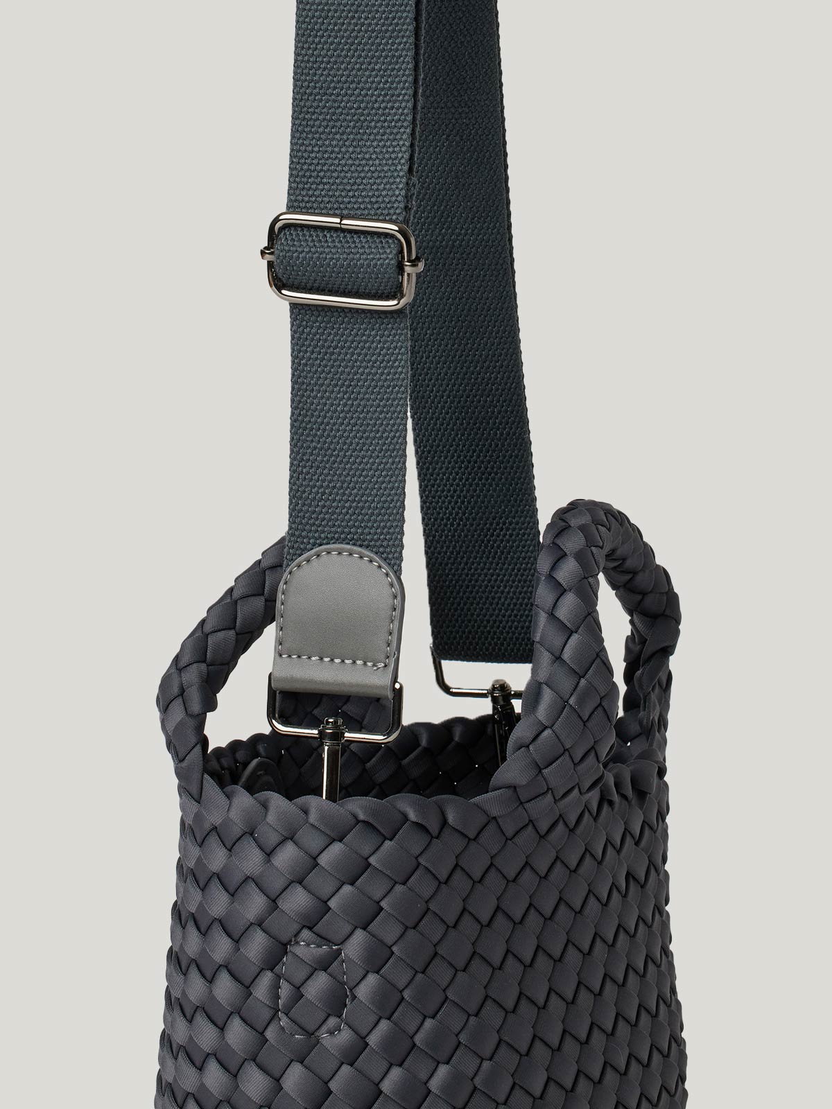 Ciudad Crossbody Bag