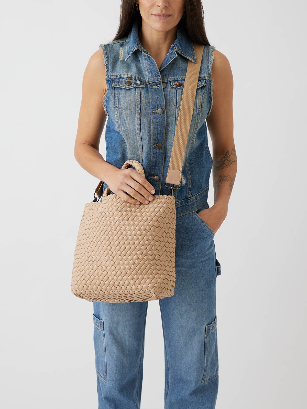 Ciudad Crossbody Bag