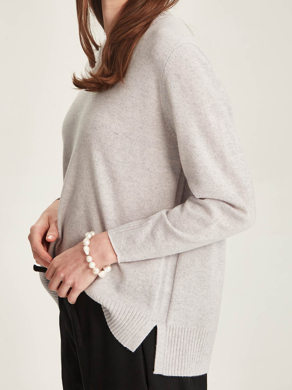Kari Cashmere VSweater