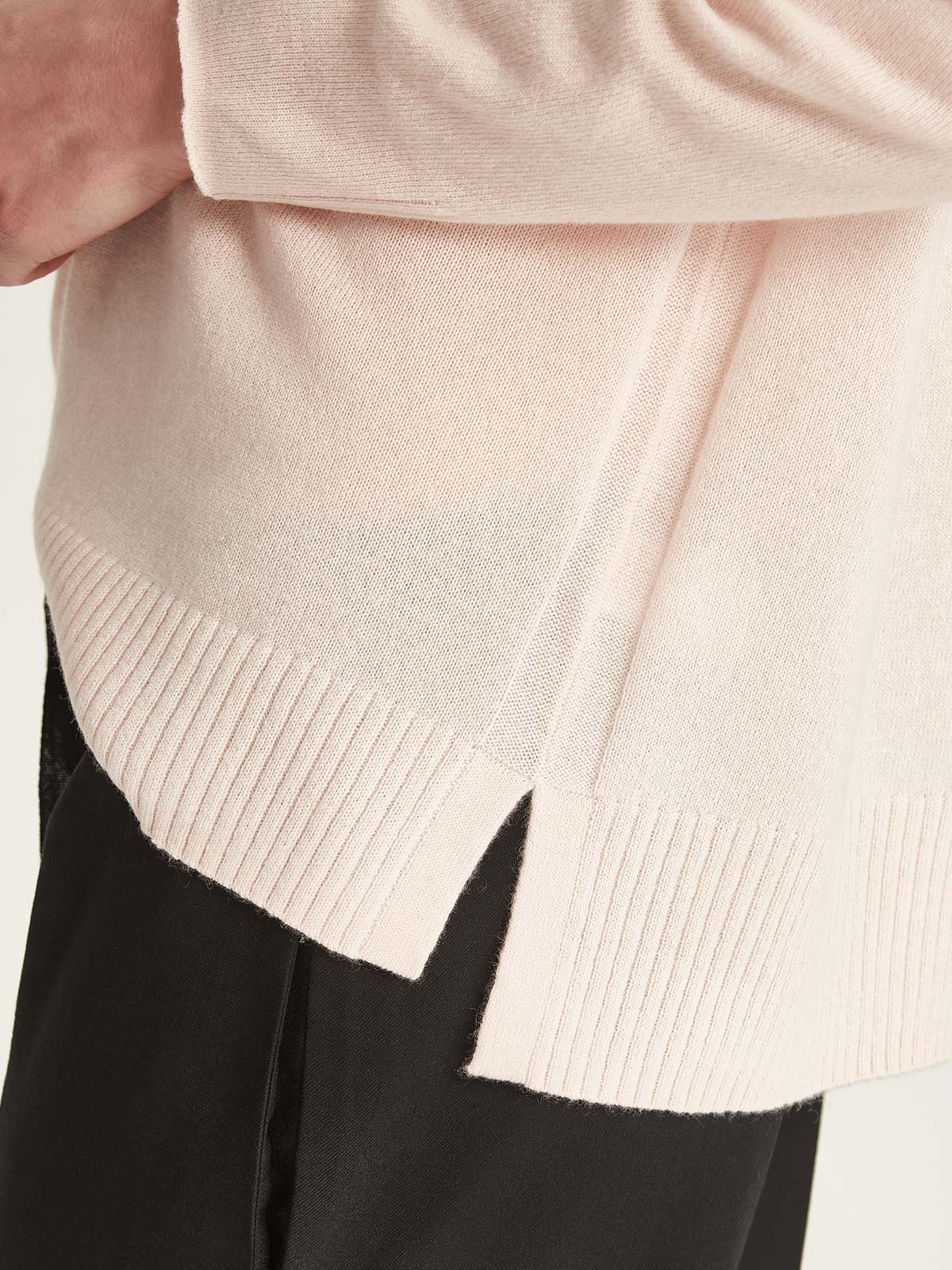 Kari Cashmere VSweater