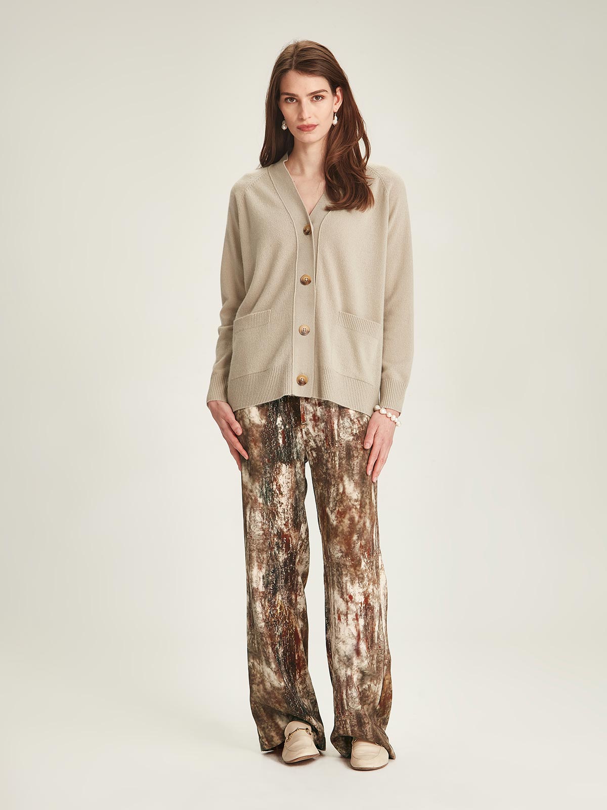 Cashmere College Cardi