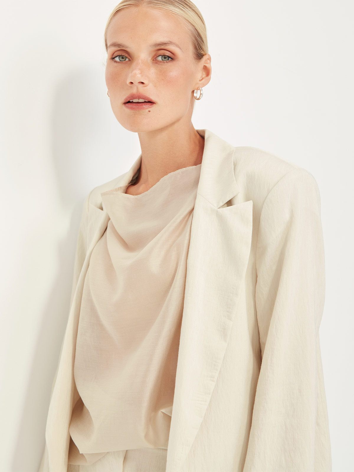 Lina Blazer