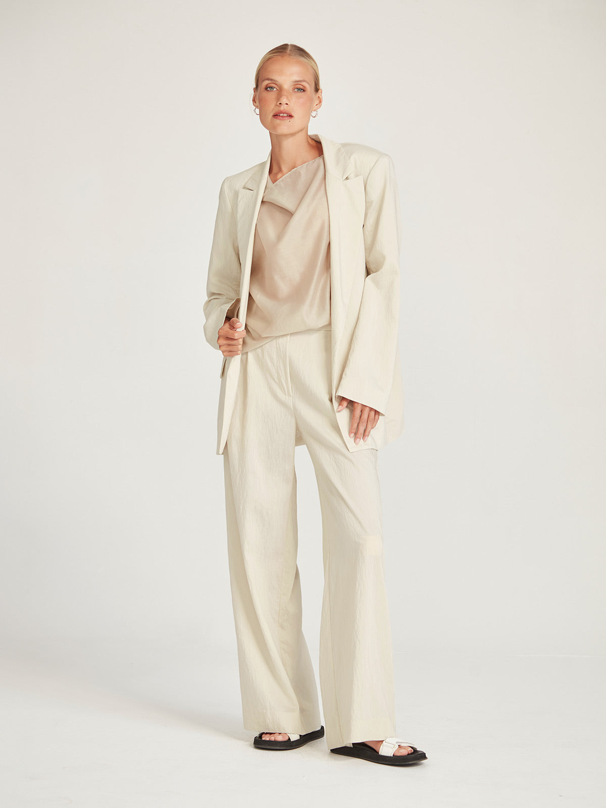 Lina Blazer