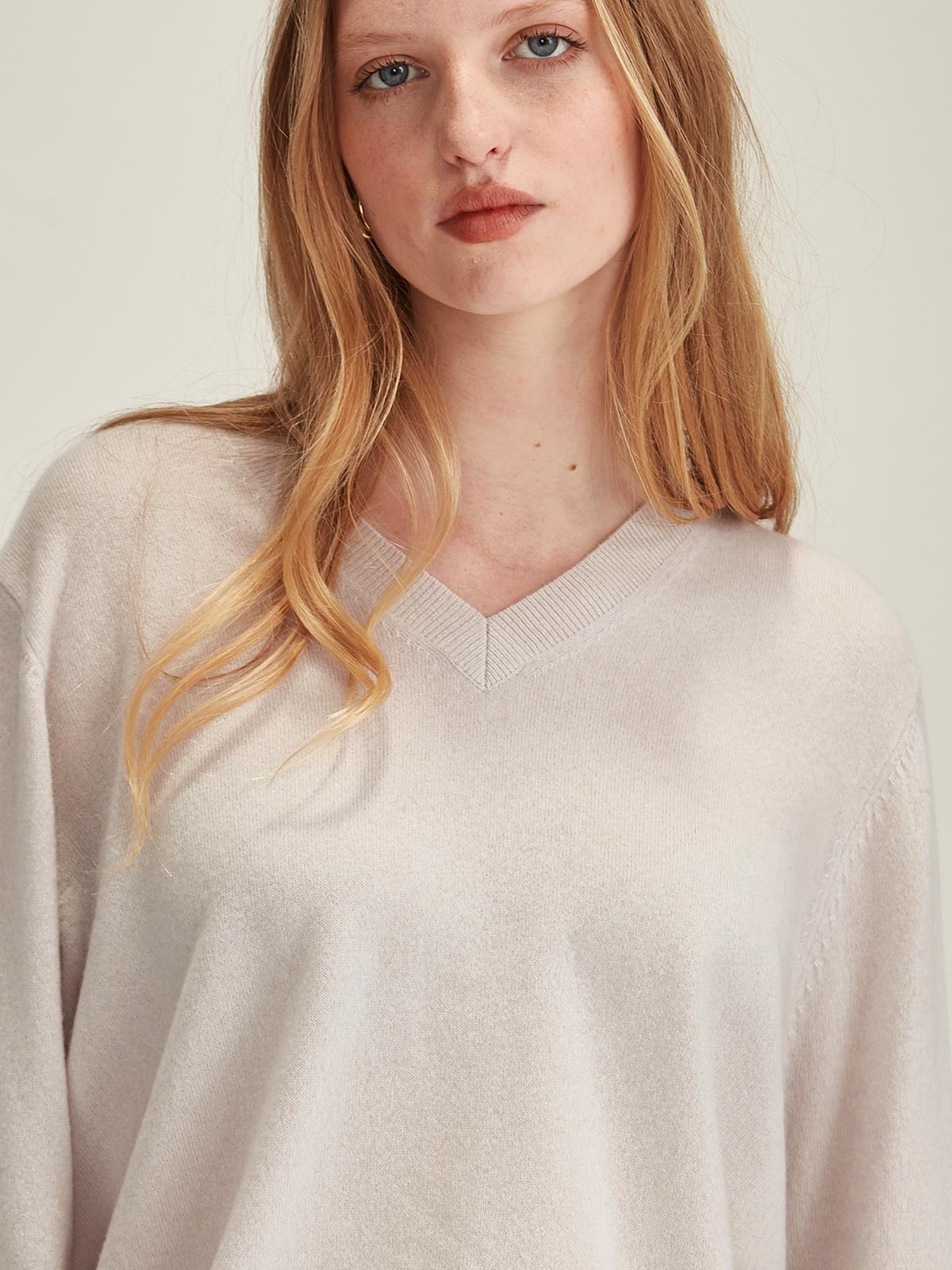Lucy Cashmere V Neck
