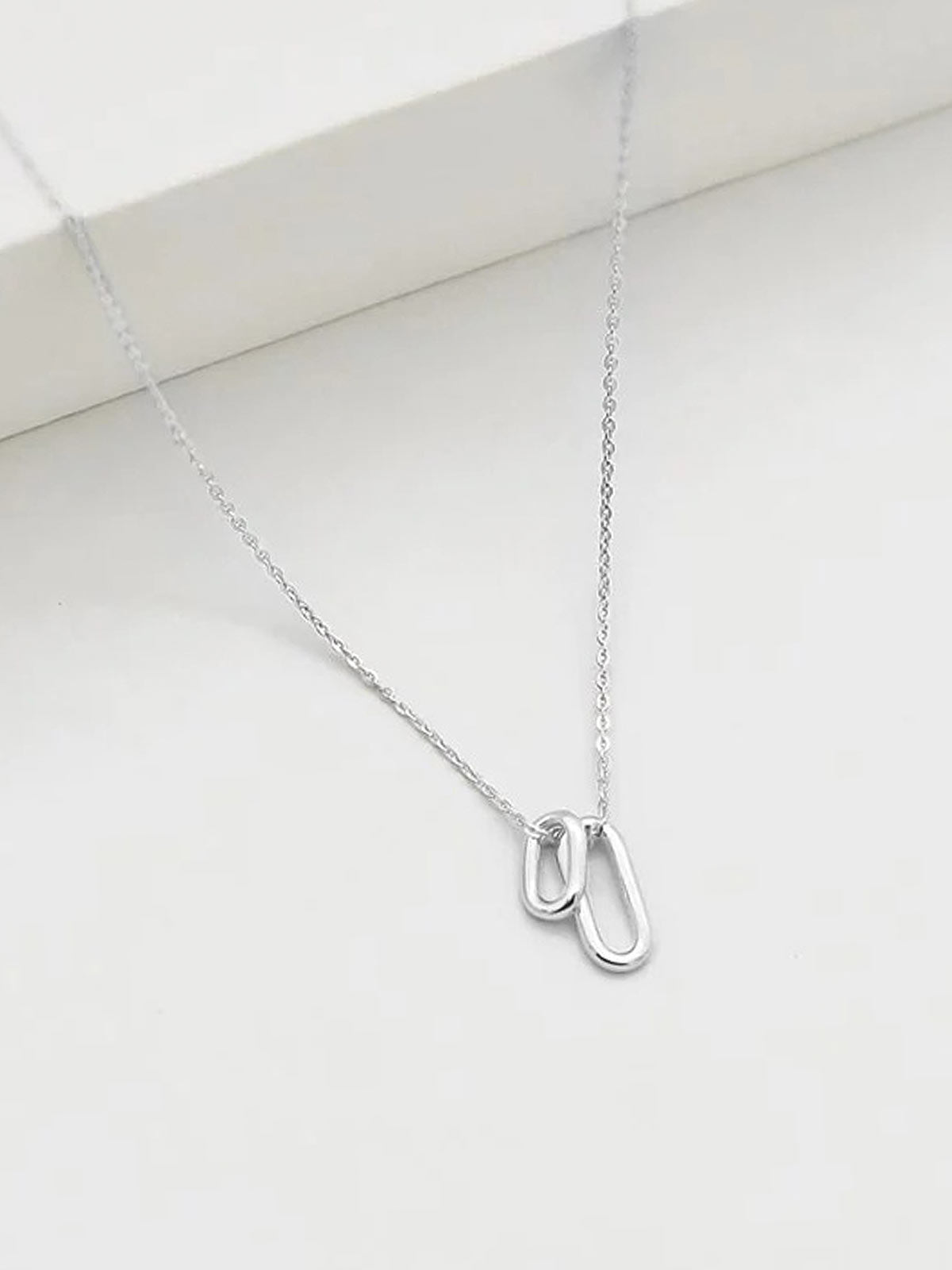 Tiny Ellipse Necklace S