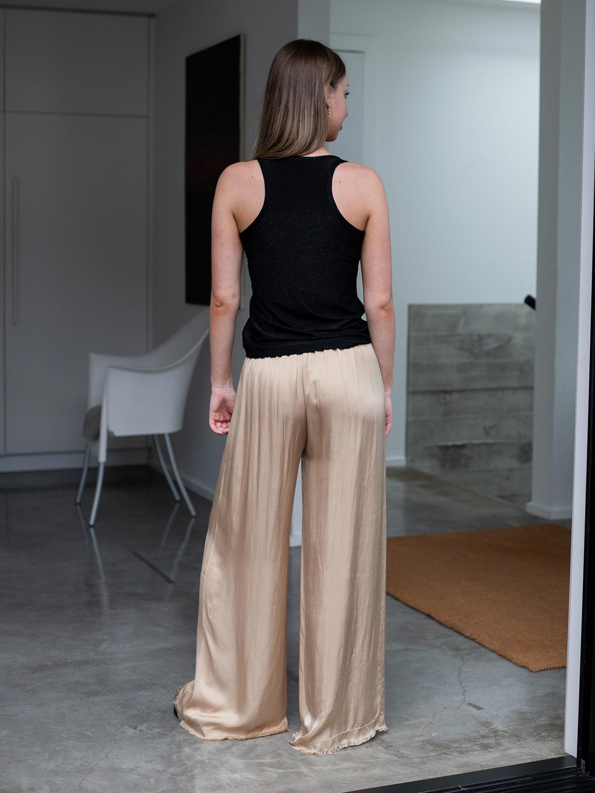 Sara Shimmer Singlet