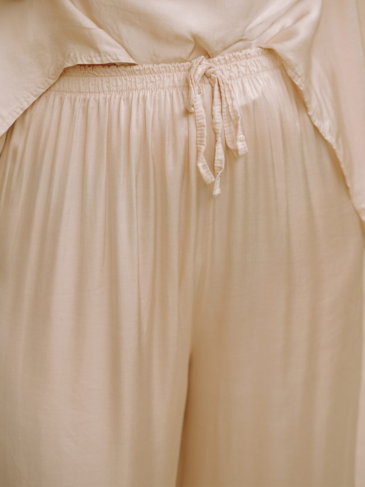 Pia Flowy Pants