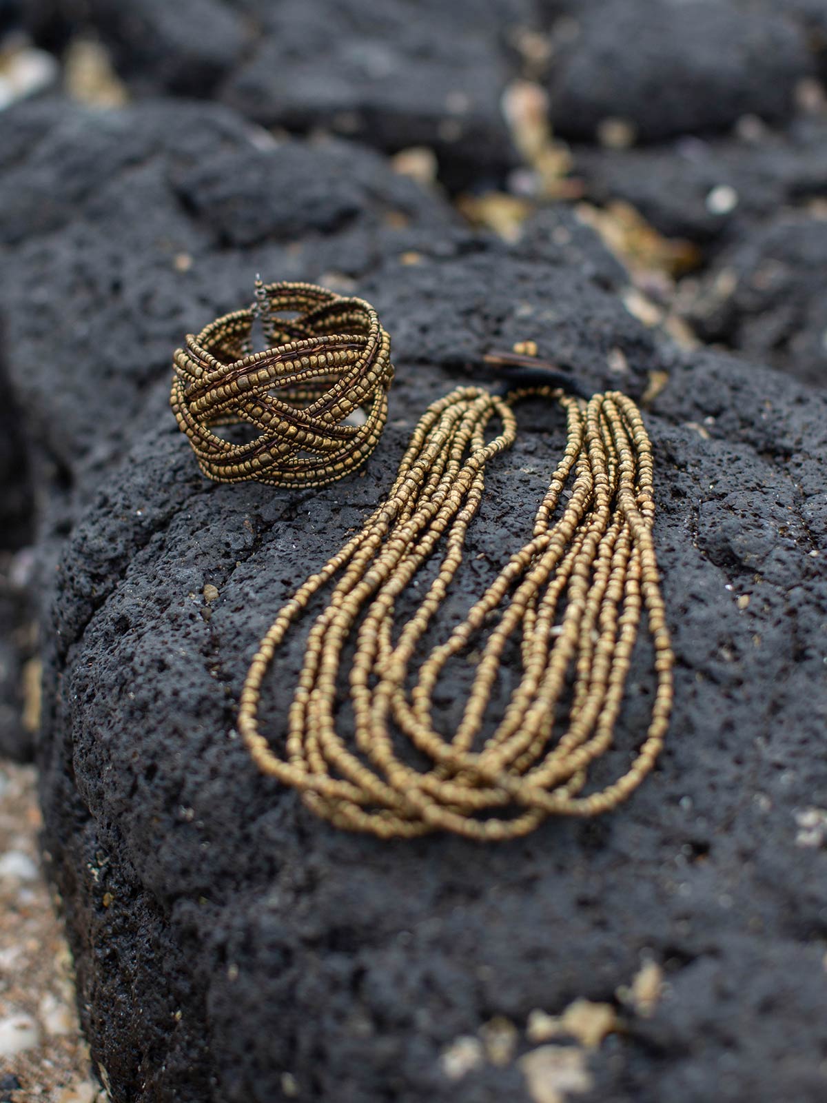 8 Strand Choker