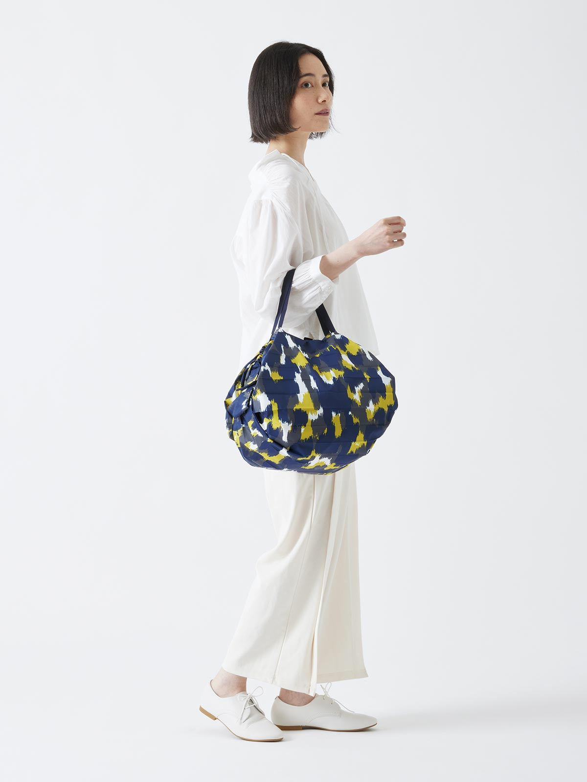 Standard Compact Bag