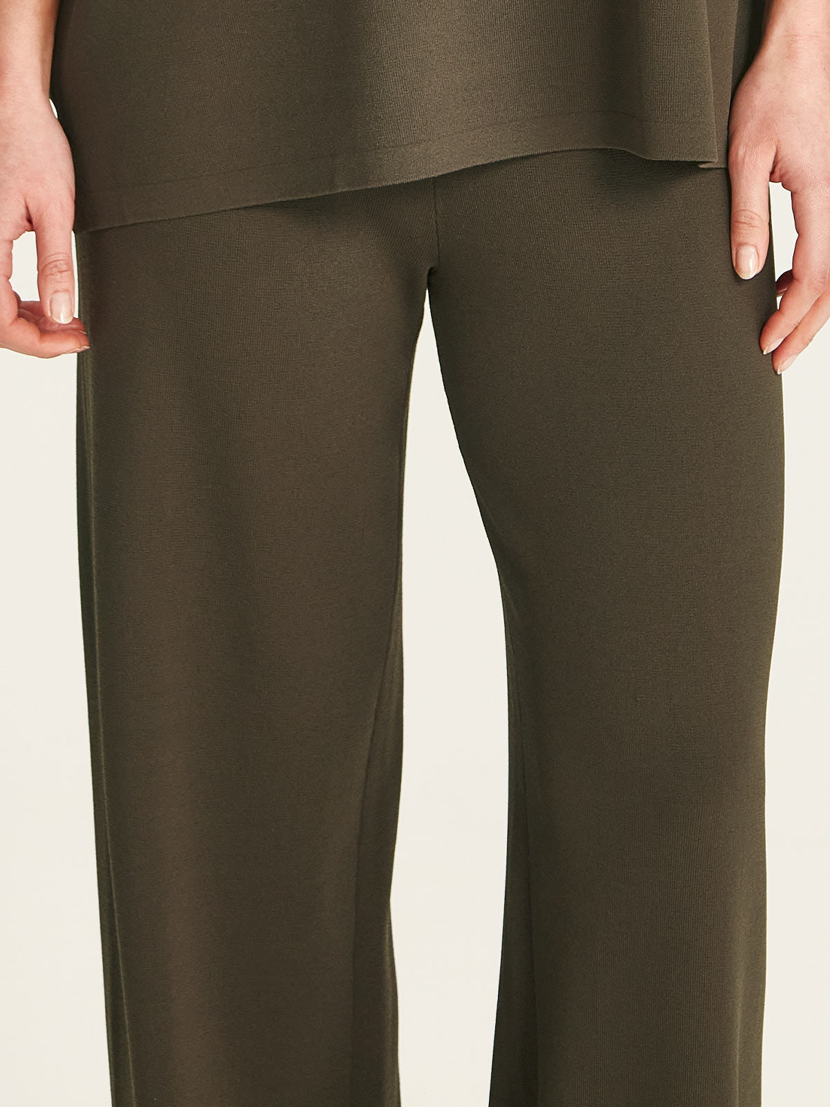 Demi Pant