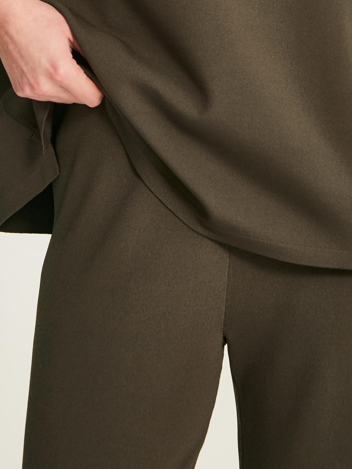 Demi Pant