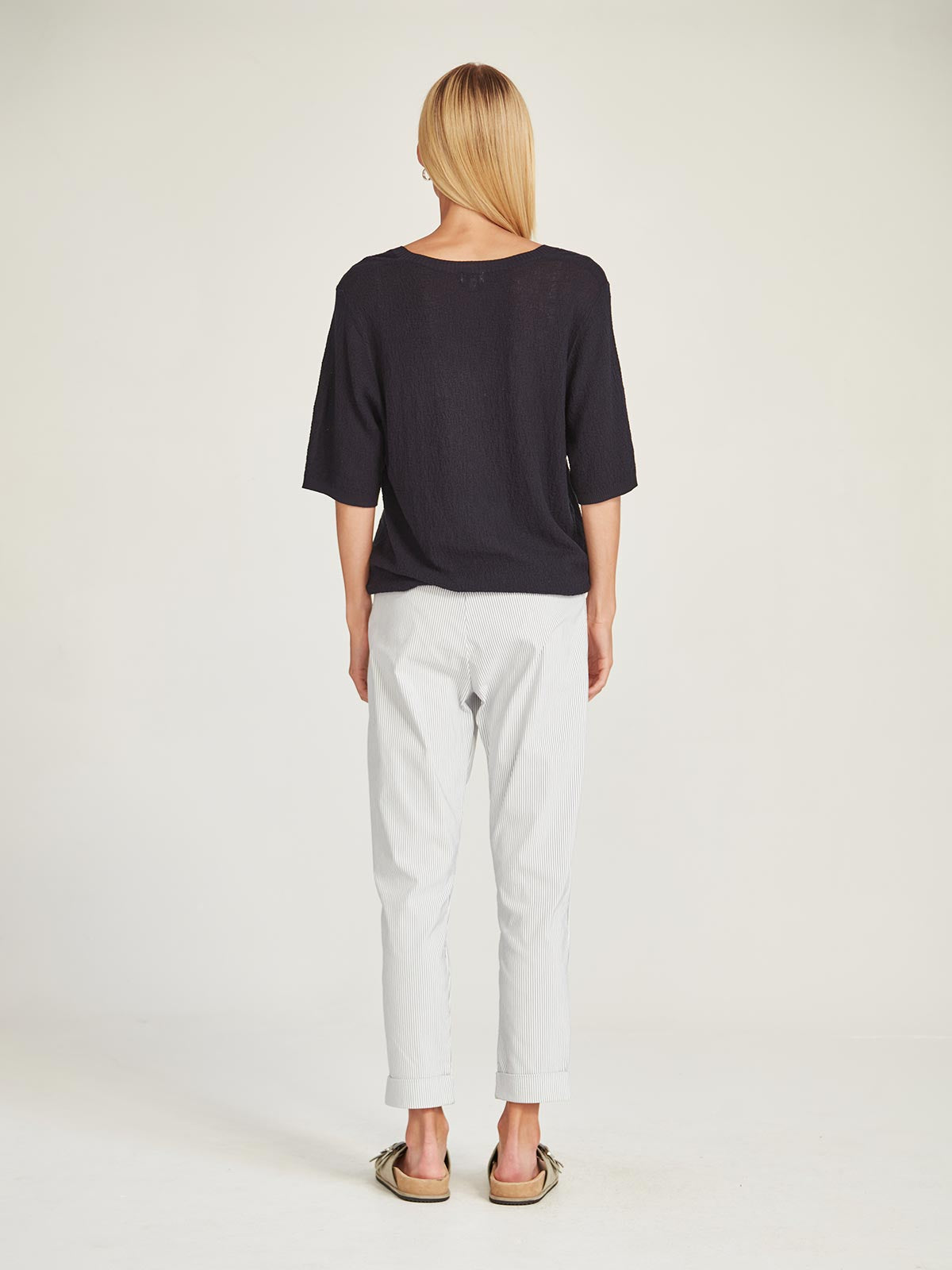 Vera Boucle V Neck