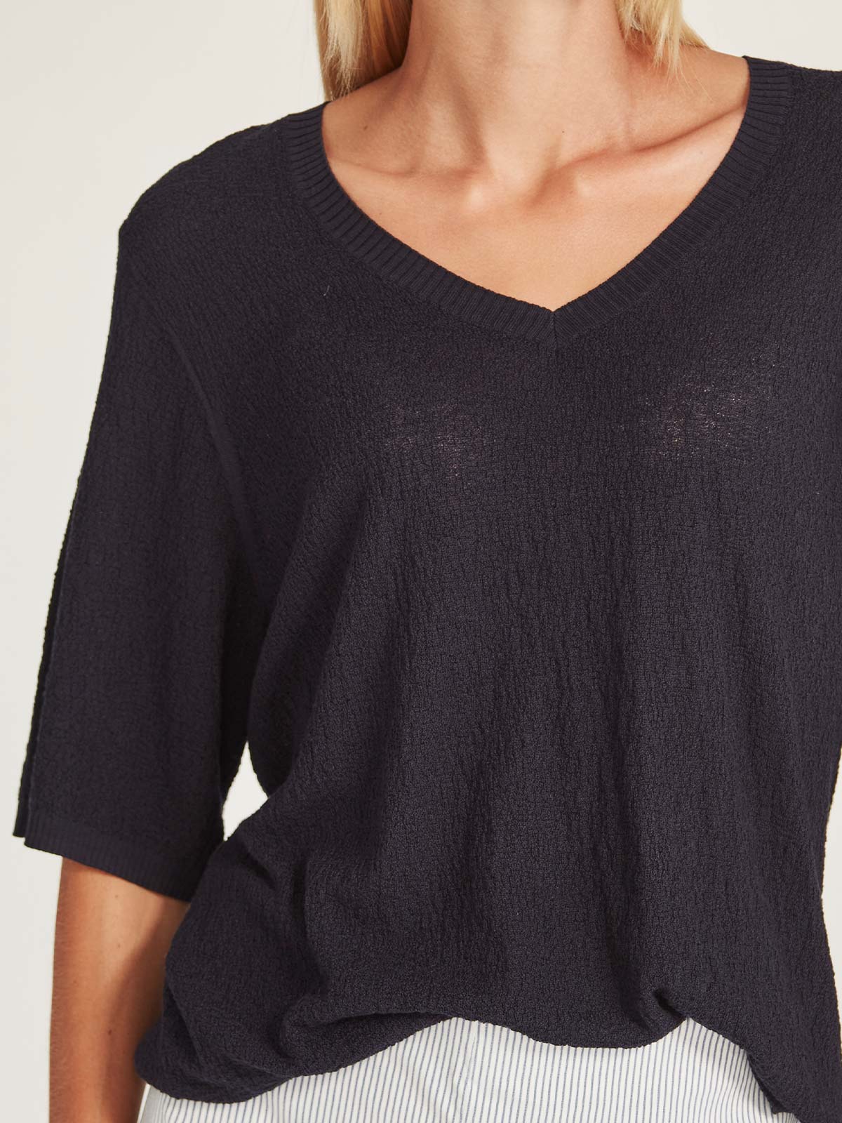 Vera Boucle V Neck