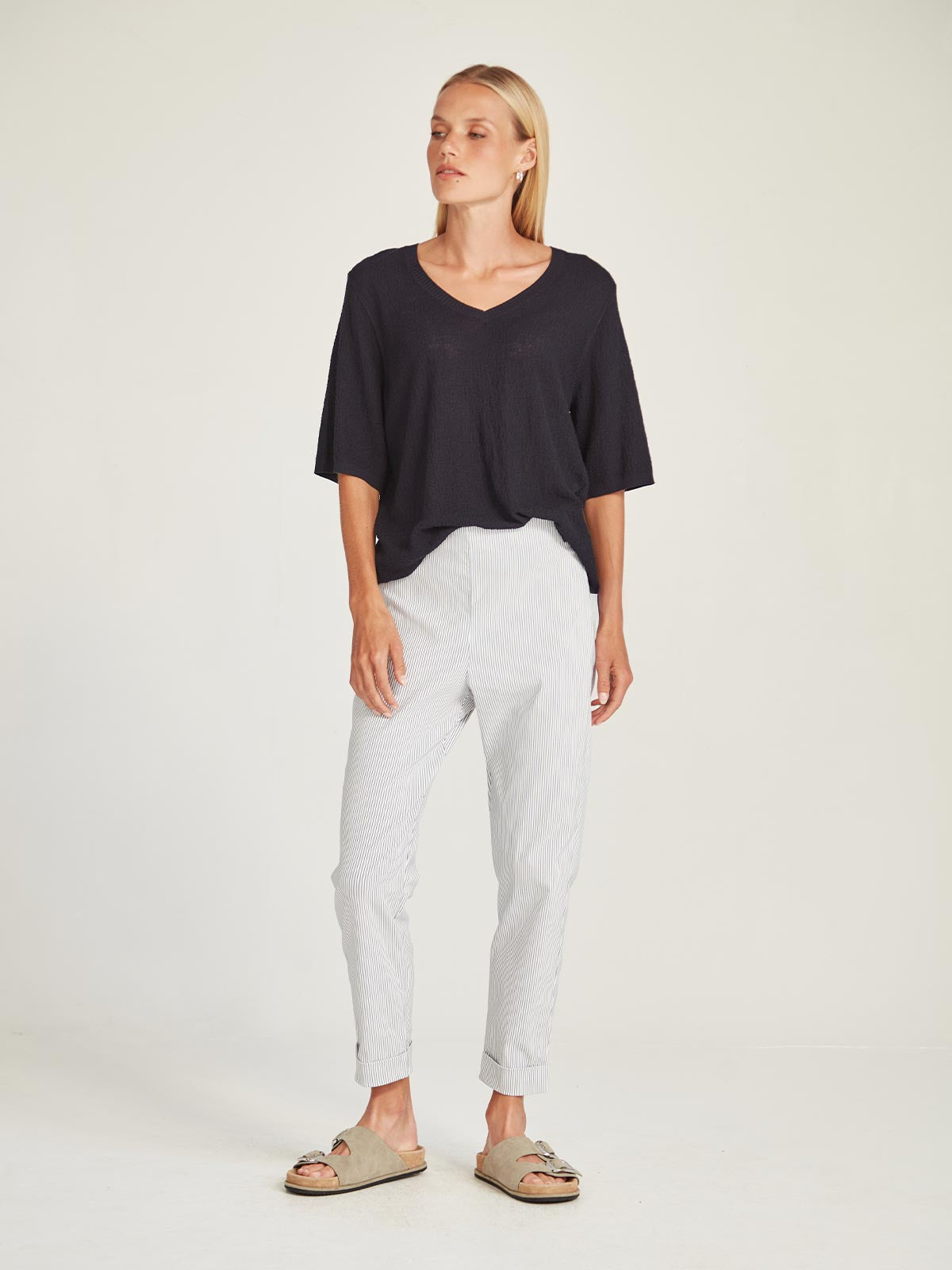 Vera Boucle V Neck