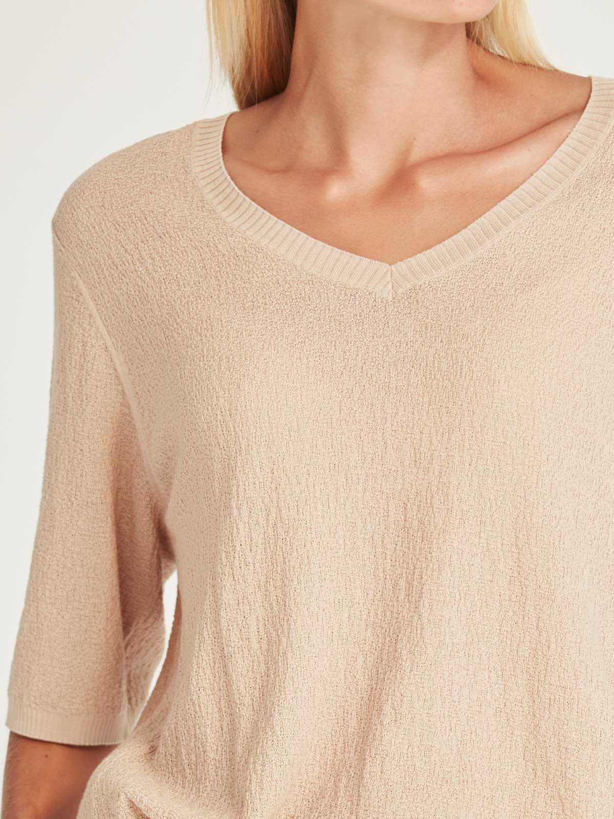 Vera Boucle V Neck