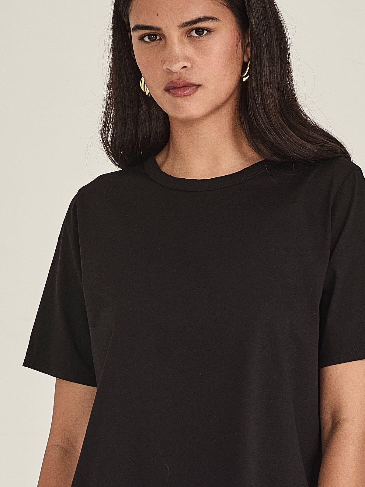 Avery Tee