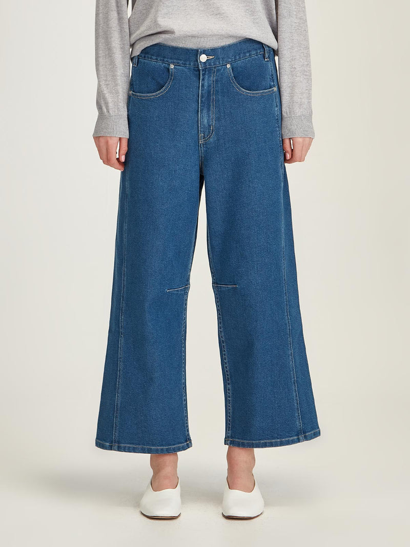 Barrel Leg Jeans