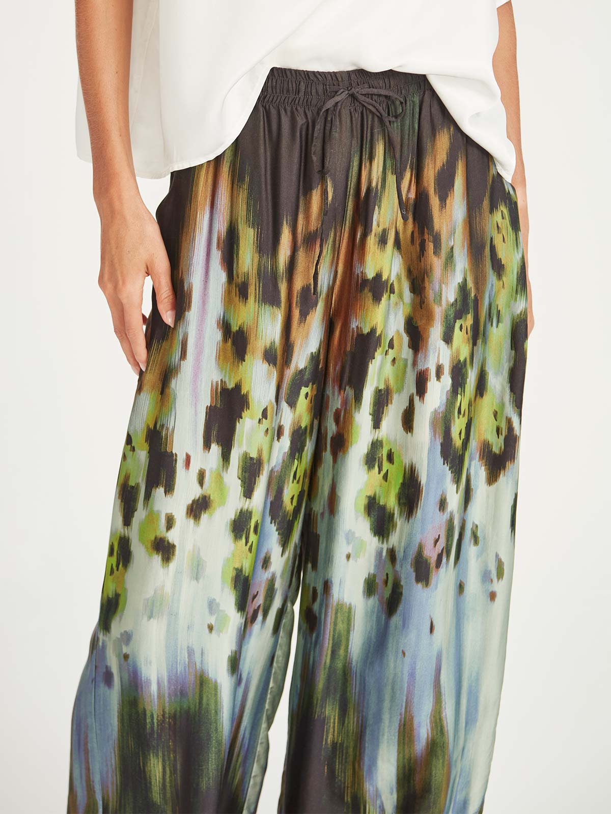 Caria Pant