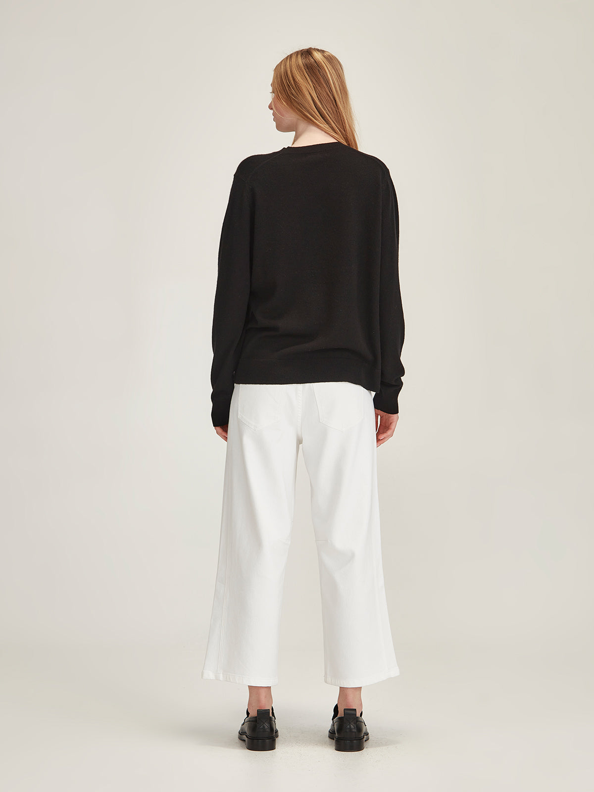 Lucy Cashmere V Neck