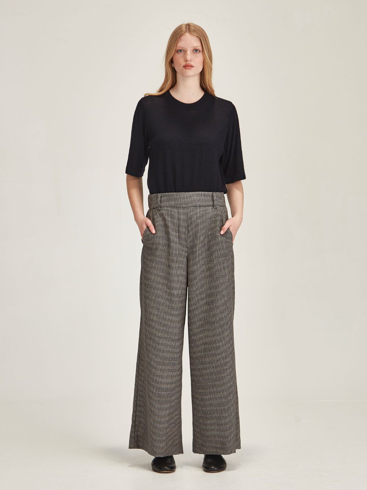 Women's navy Kate Cashmere Tee front view - Caroline Sills premium short sleeve, fine cashmere top