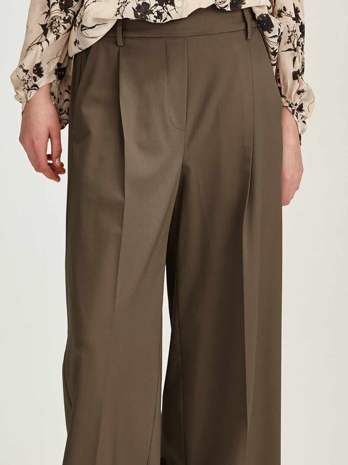 Ashley Pleat Pant