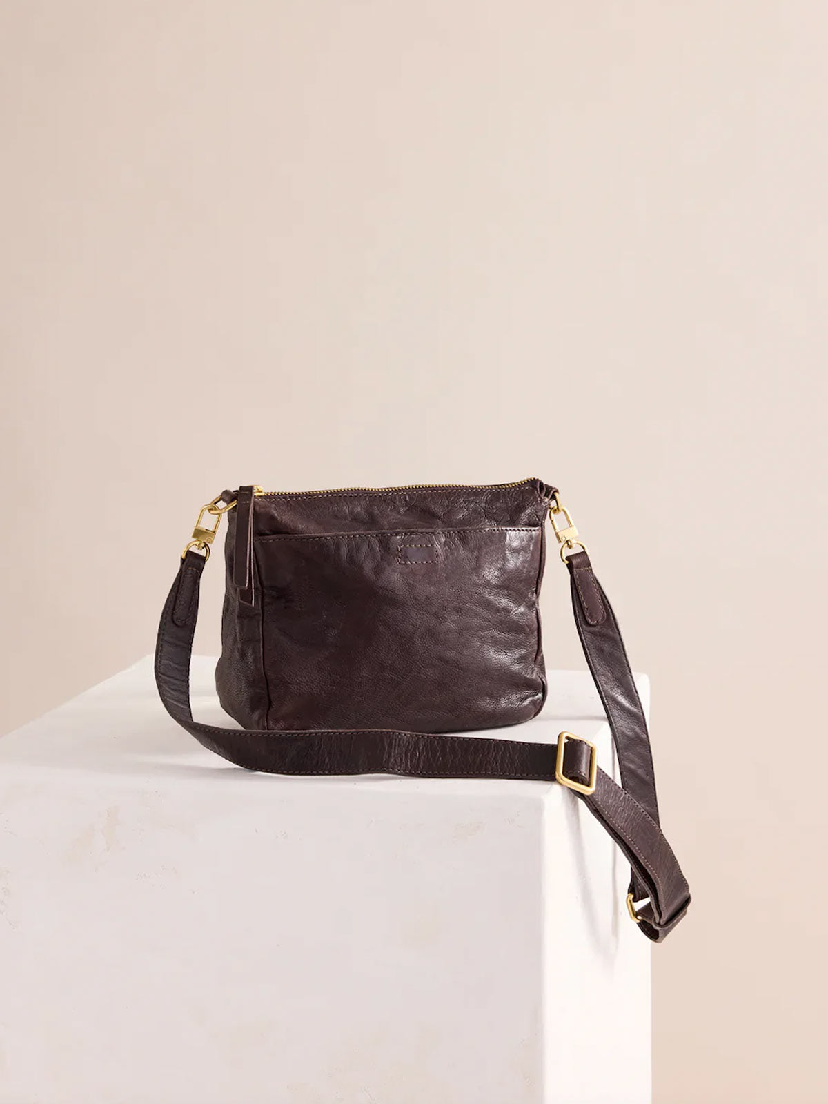 Frida Crossbody