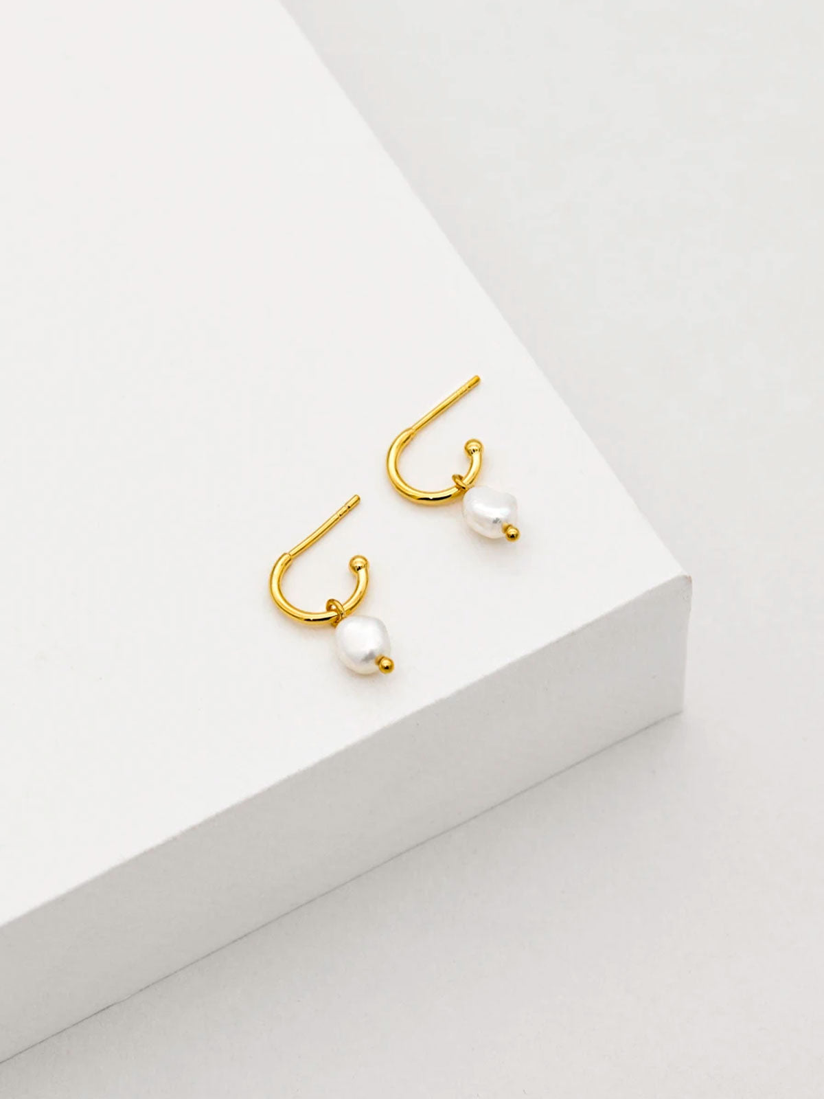 Baroque Pearl Core Hoop Earrings G