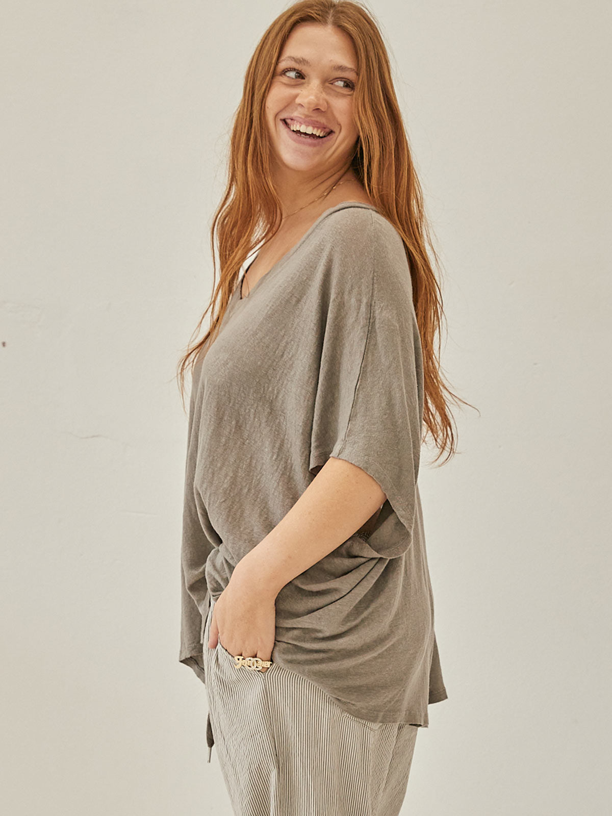 Geelong V Neck Linen Tee