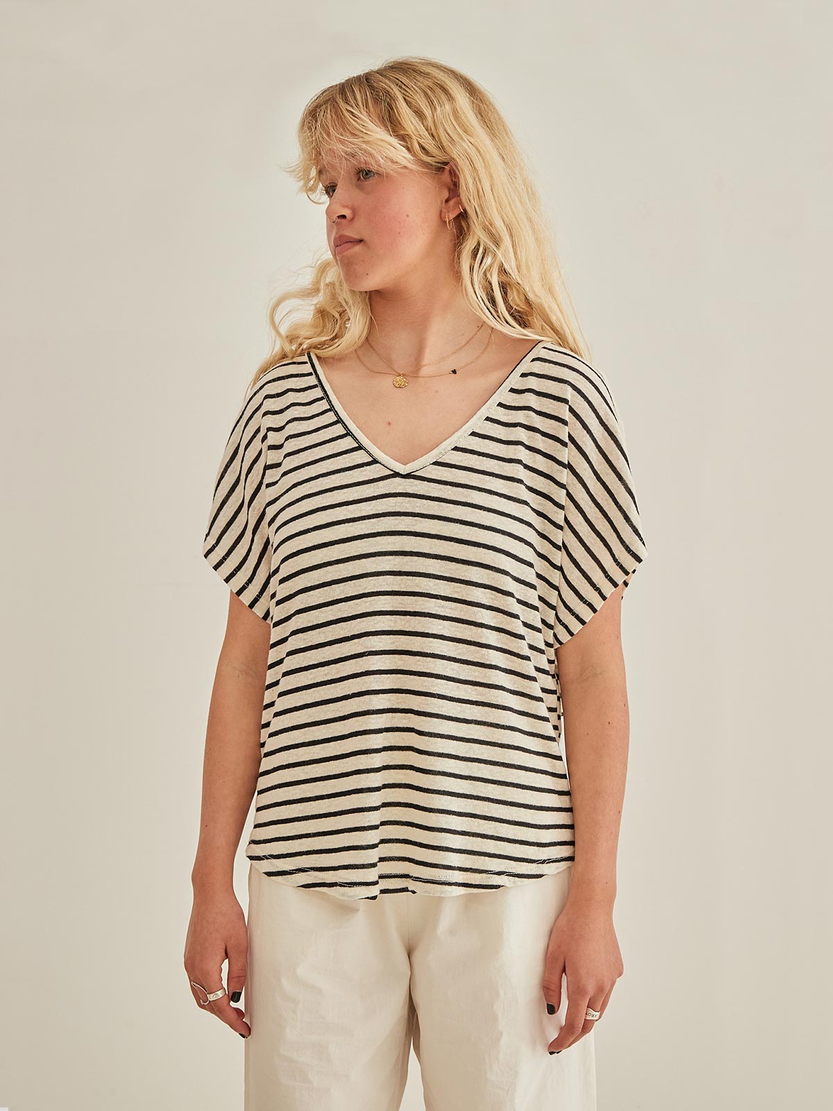 Mudgee V Neck Stripe Tee