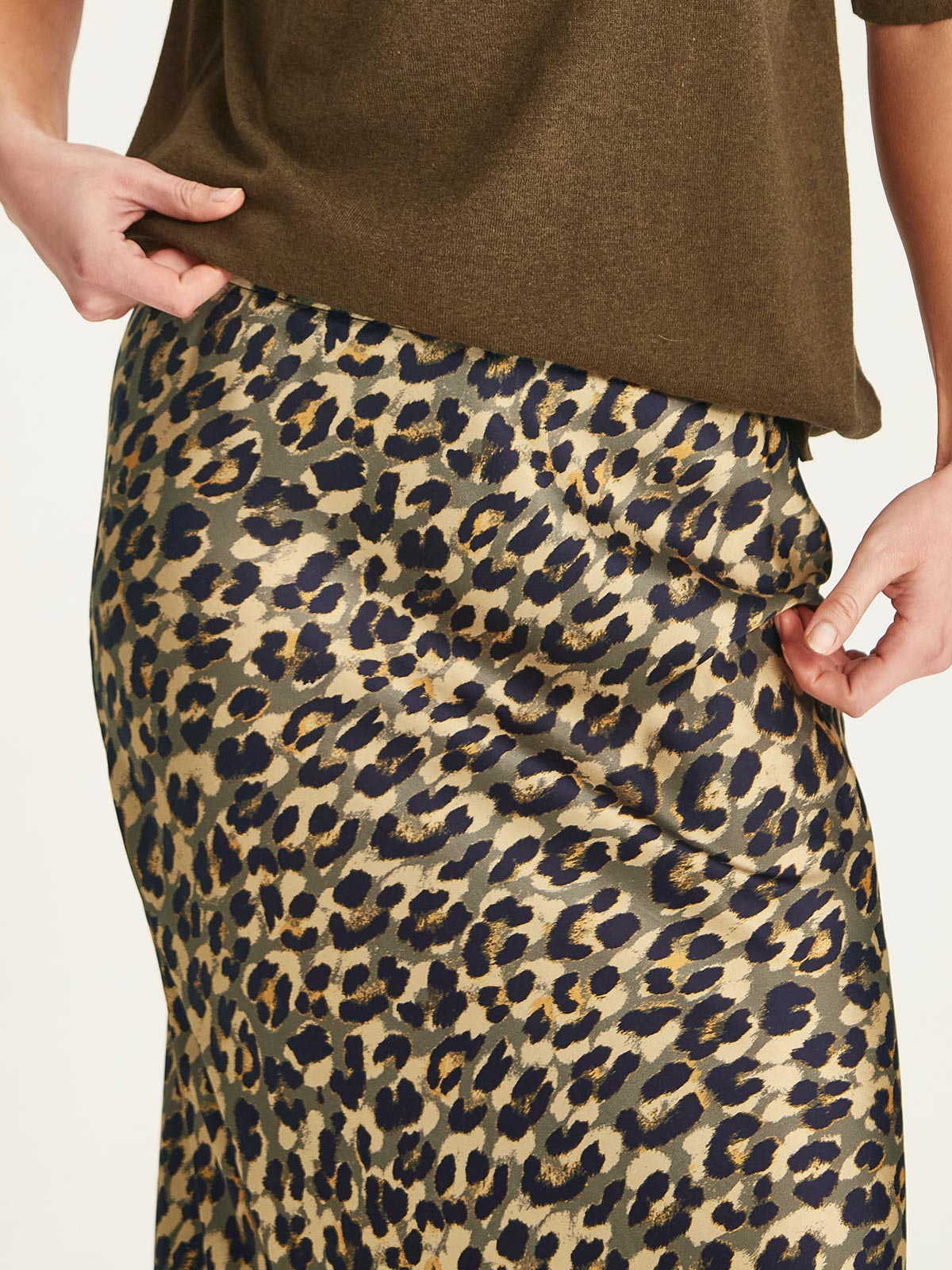 Bella Leopard Skirt