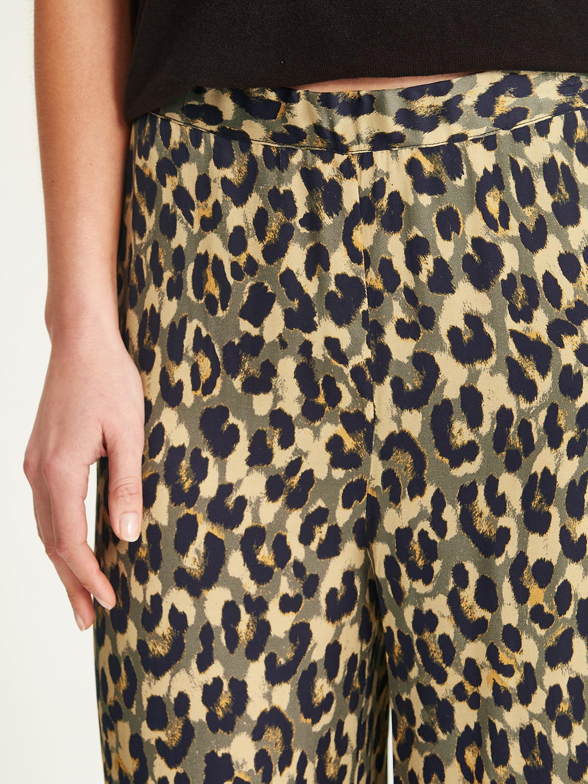 Carrie Leopard Pant