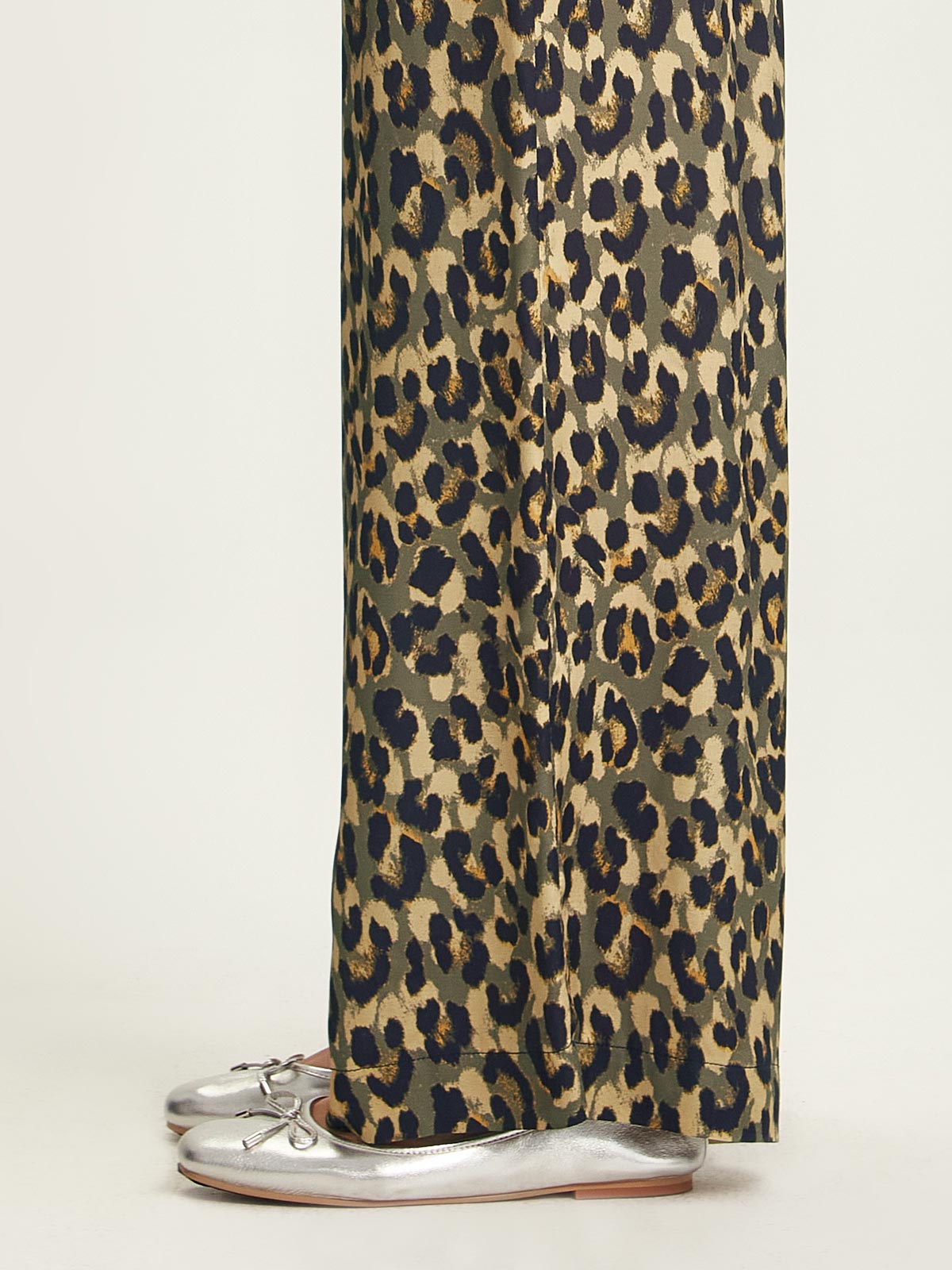 Carrie Leopard Pant