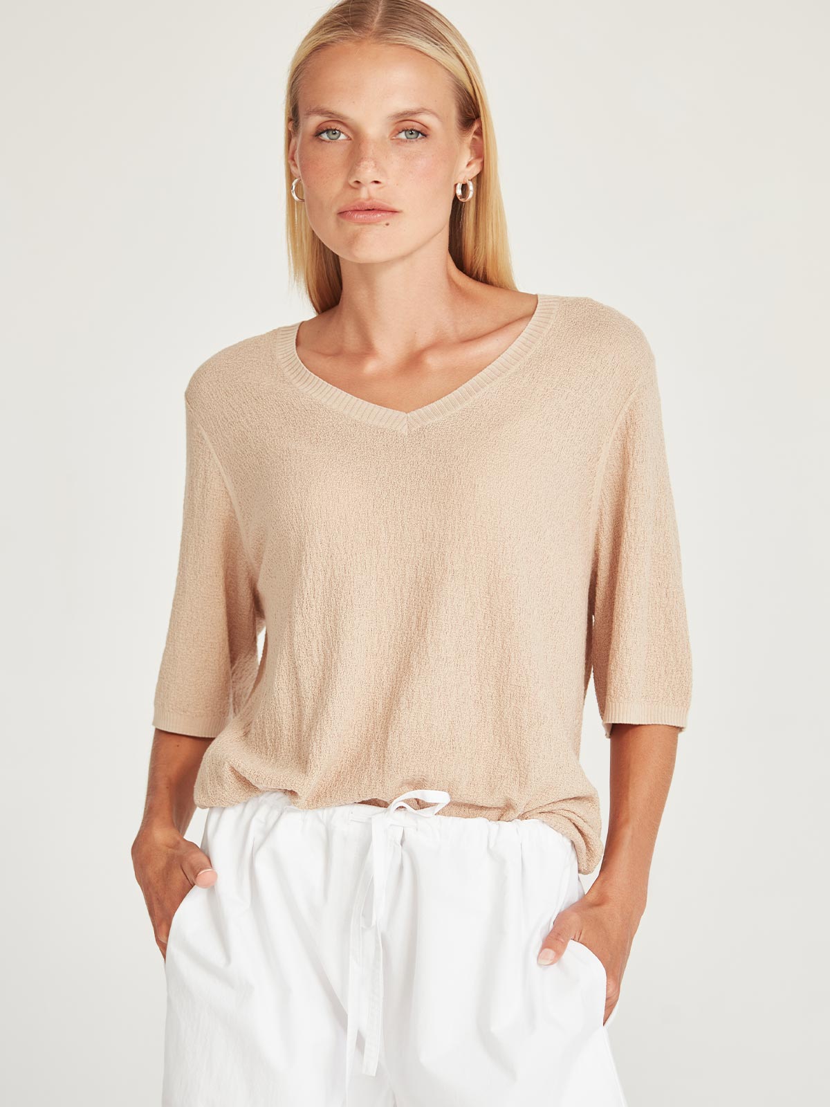 Vera Boucle V Neck