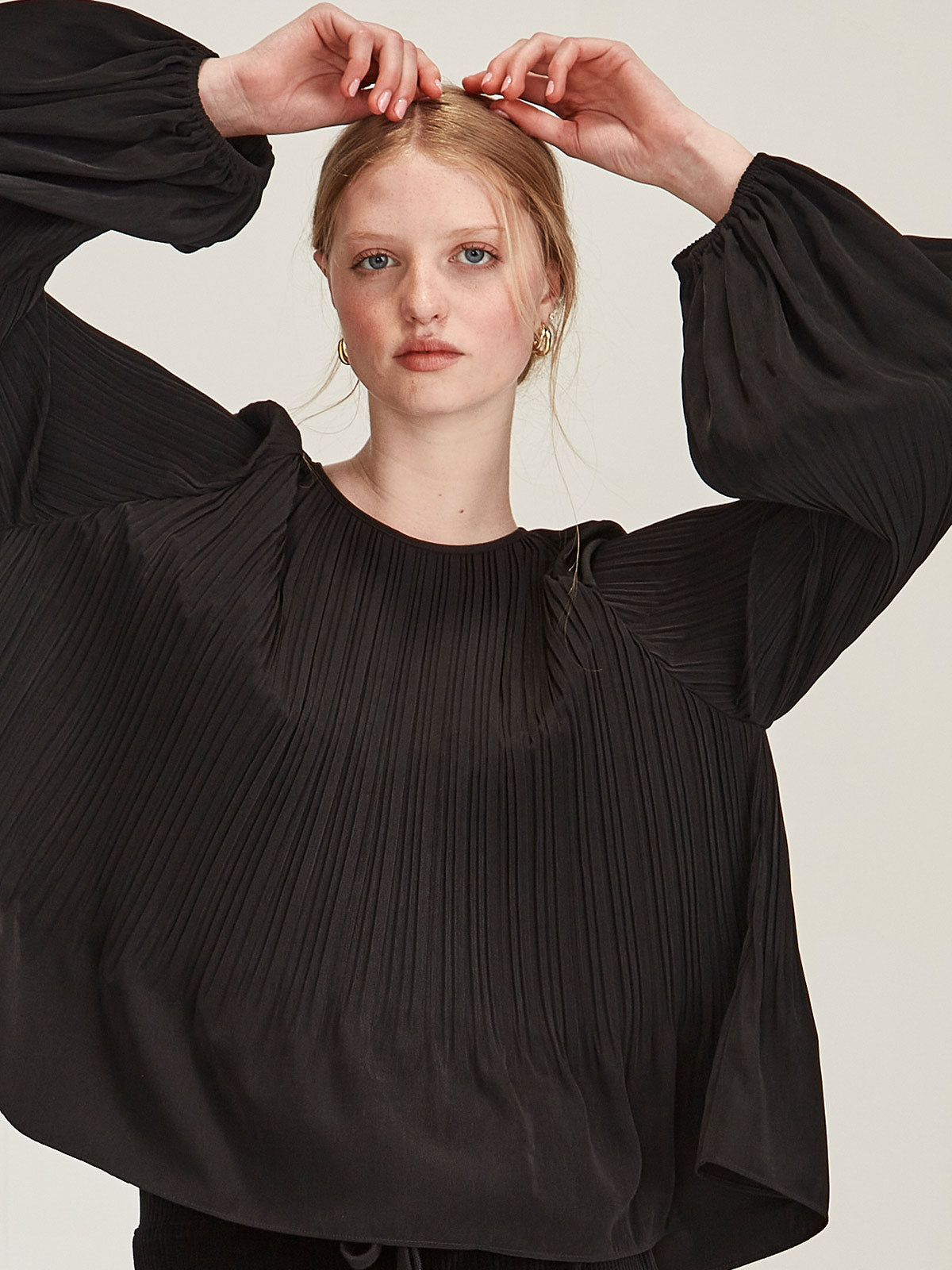 Sumi Pleat Top