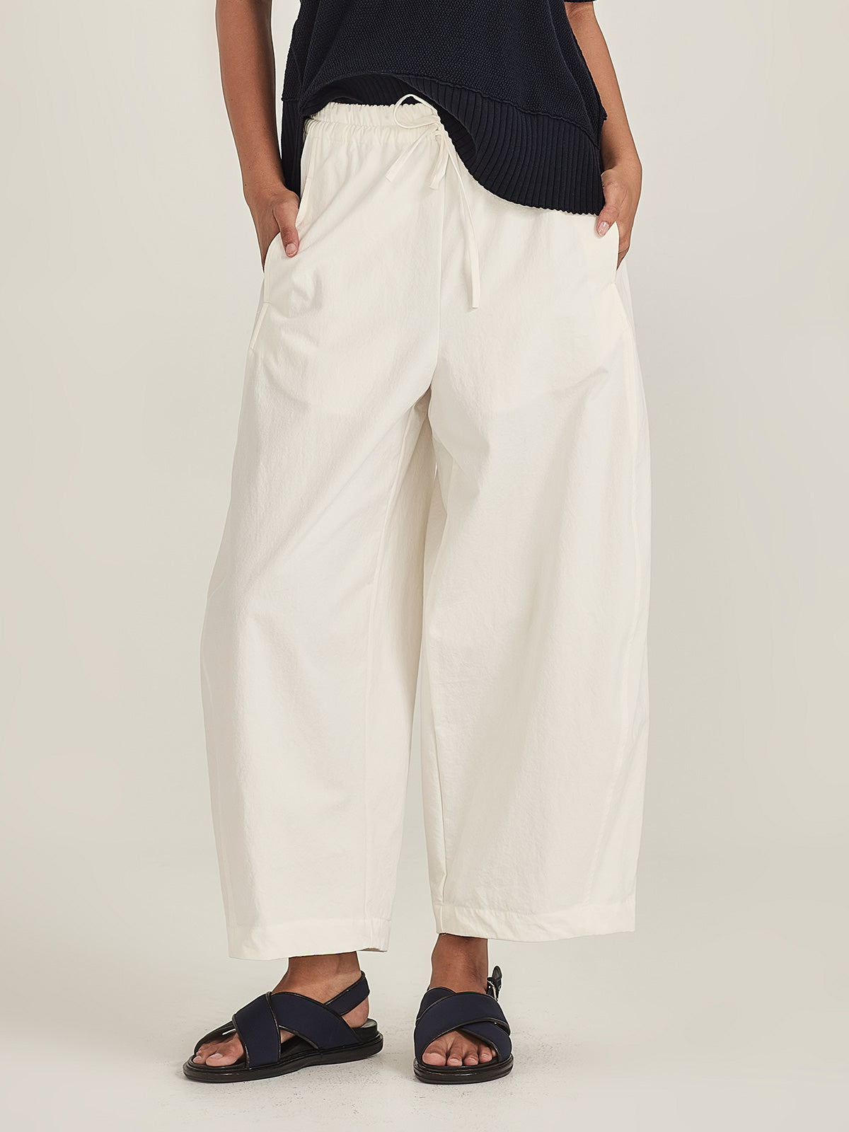 Harriet Barrel Pant
